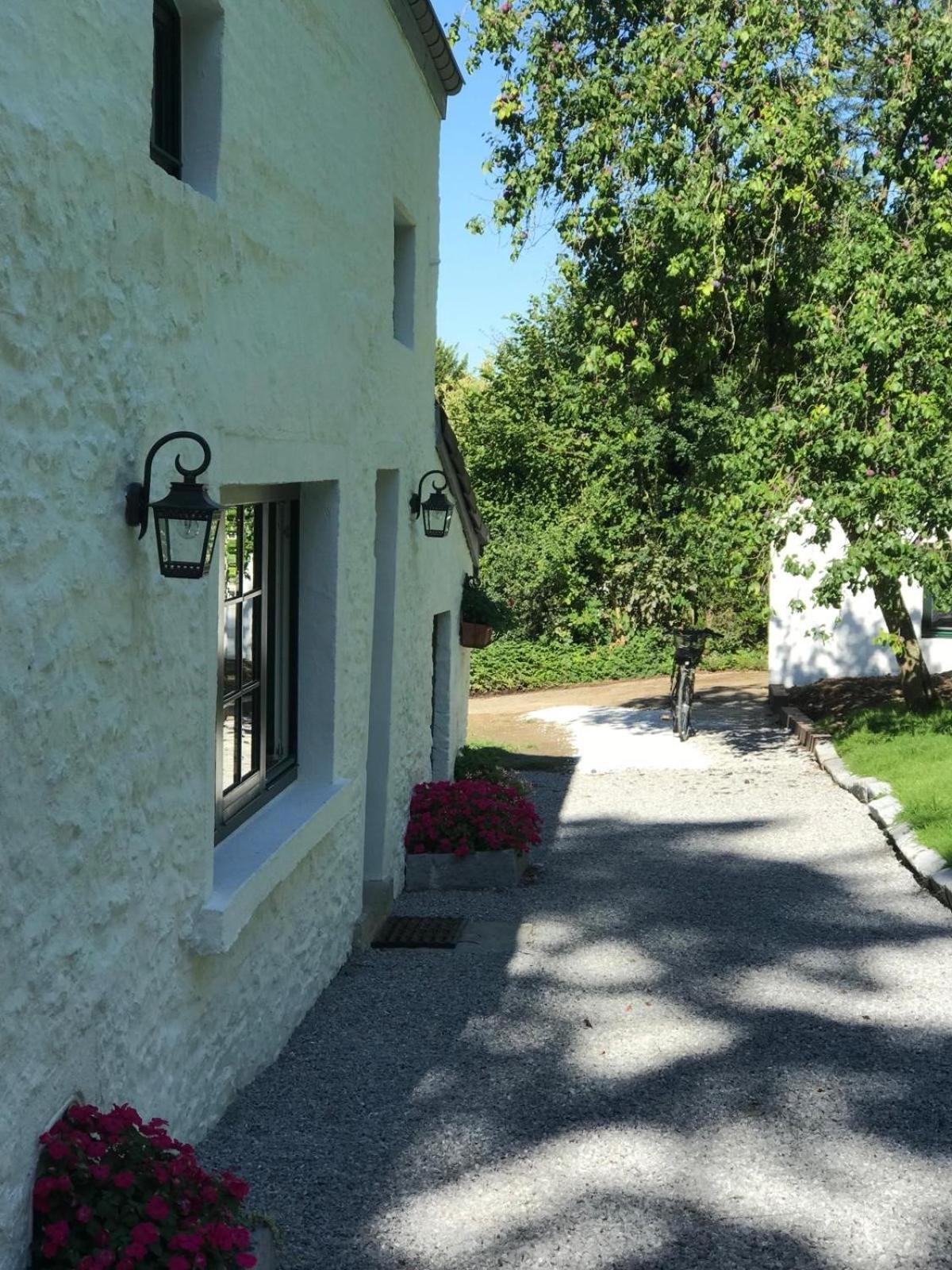 La Petite Maison Blanche Wanze 外观 照片